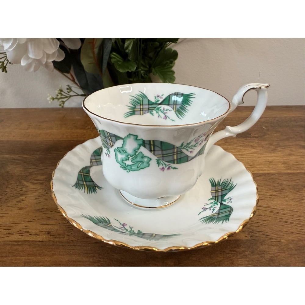 Royal Albert Bone China Cape Breton Island Teacup Saucer Tartan Series Scotland